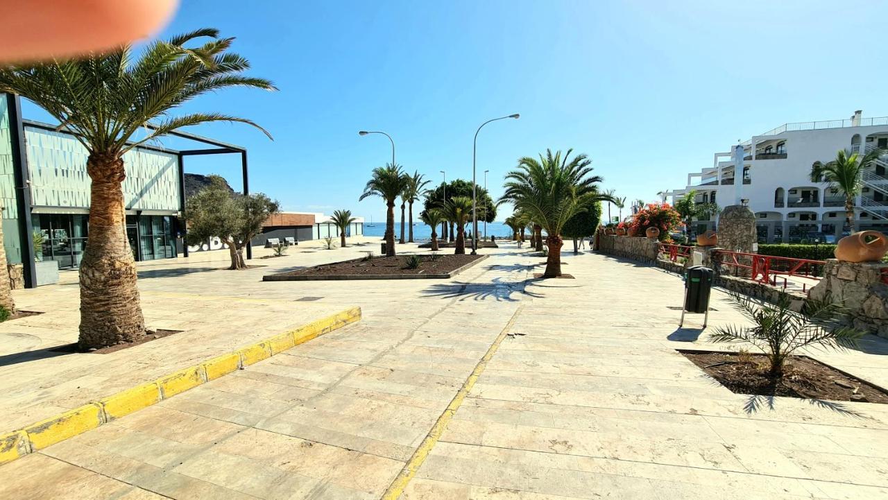 פלאיה דל קורה Deluxe 3 Rooms74M2,2Air Condit 2Tv Seaview On Amadores,2 Heatpools, Parking, 600 Mb,Dishwasher,2Lift,,3 Beaches מראה חיצוני תמונה