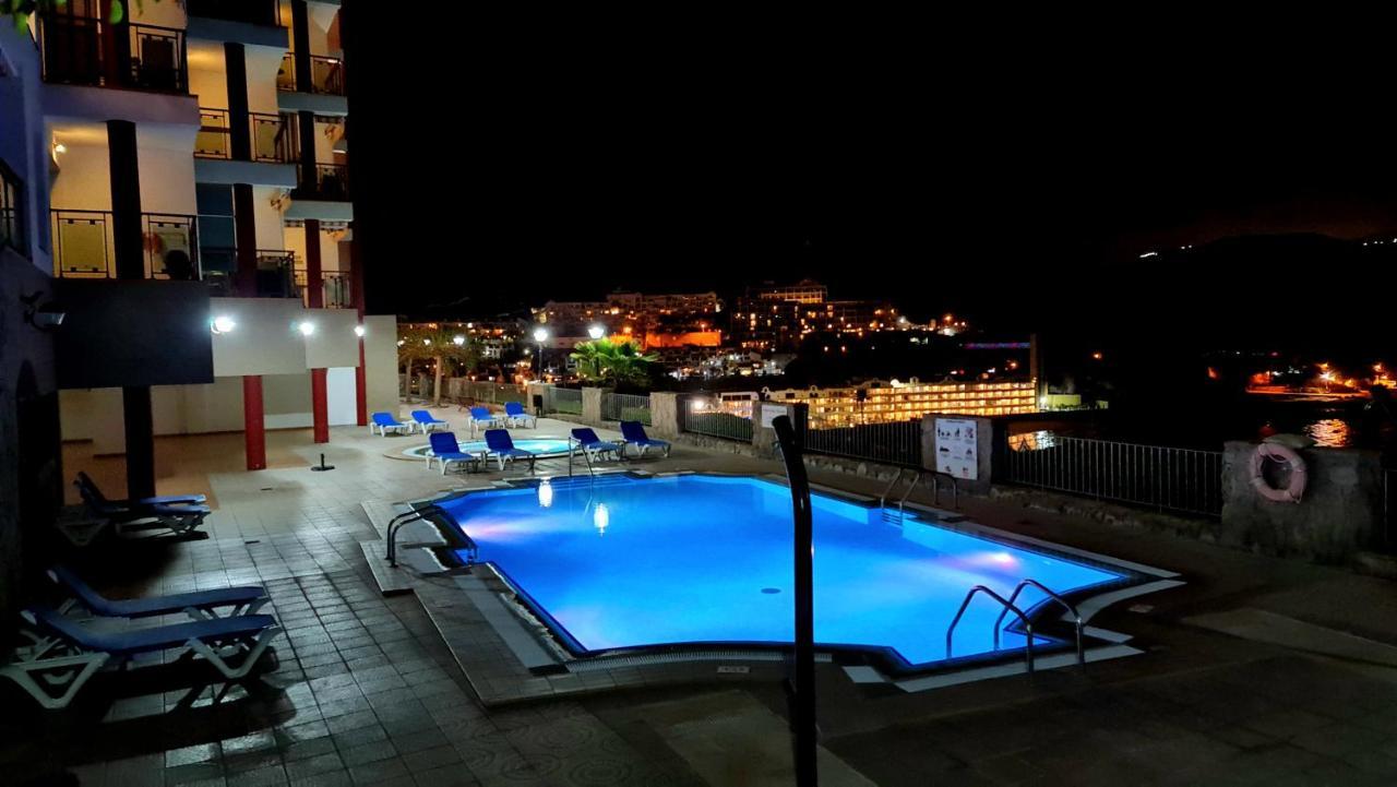 פלאיה דל קורה Deluxe 3 Rooms74M2,2Air Condit 2Tv Seaview On Amadores,2 Heatpools, Parking, 600 Mb,Dishwasher,2Lift,,3 Beaches מראה חיצוני תמונה