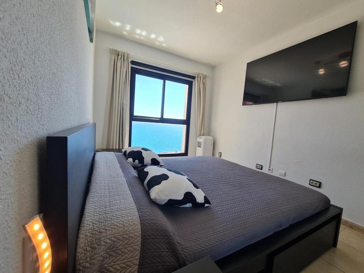 פלאיה דל קורה Deluxe 3 Rooms74M2,2Air Condit 2Tv Seaview On Amadores,2 Heatpools, Parking, 600 Mb,Dishwasher,2Lift,,3 Beaches מראה חיצוני תמונה